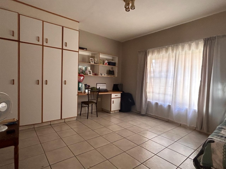 1 Bedroom Property for Sale in Dassie Rand North West